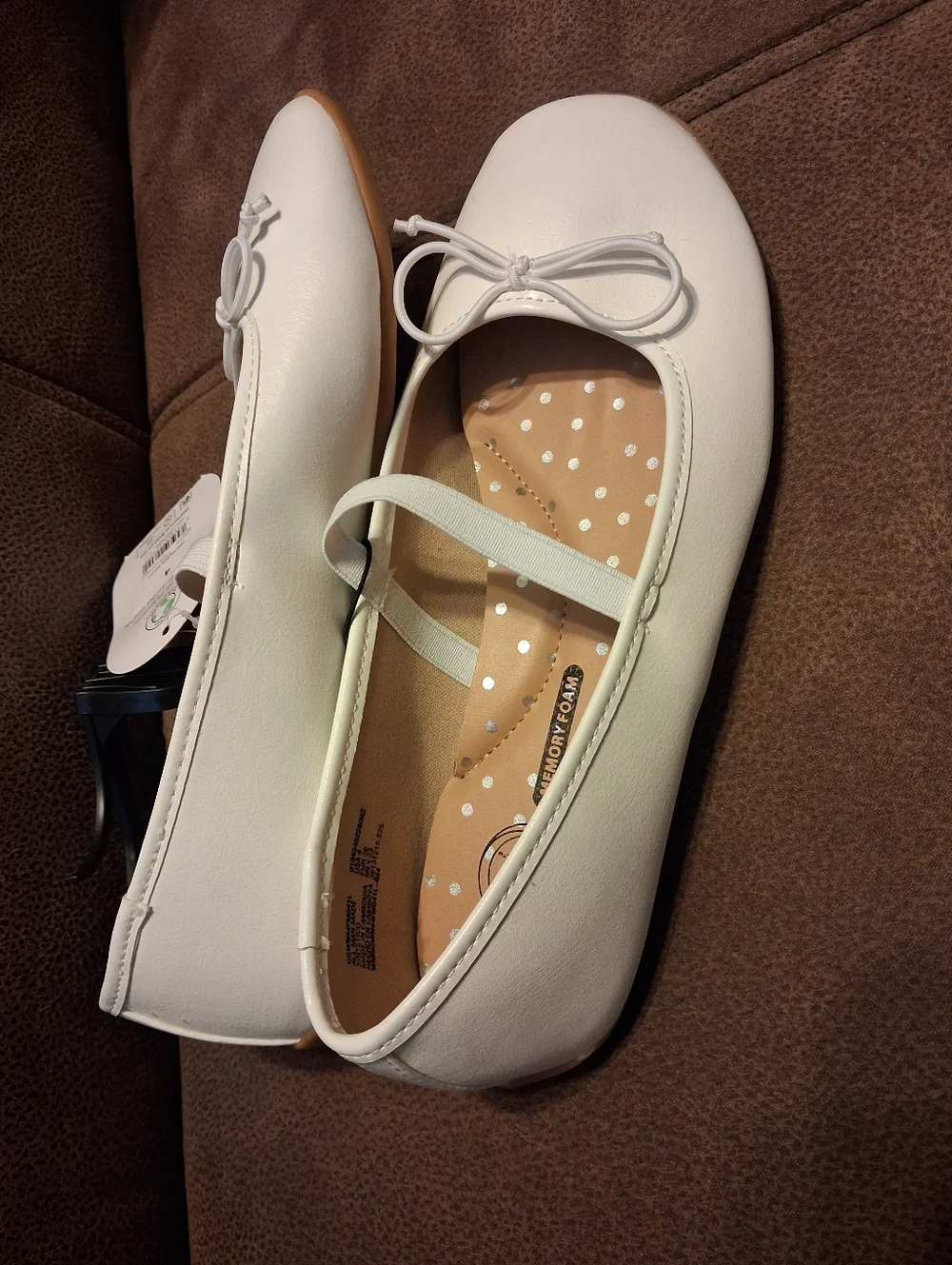 Wonder Nation Girls White Ballet Flats with Memory Foam Comfort Size 5